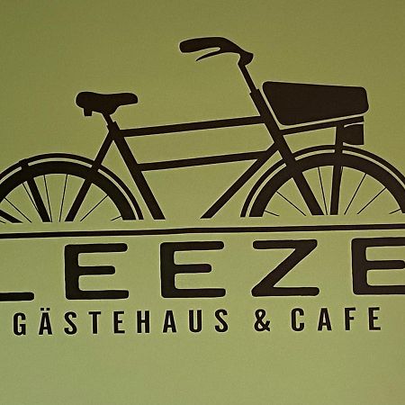 Gaestehaus & Cafe Leeze Bad Dürkheim Exteriör bild